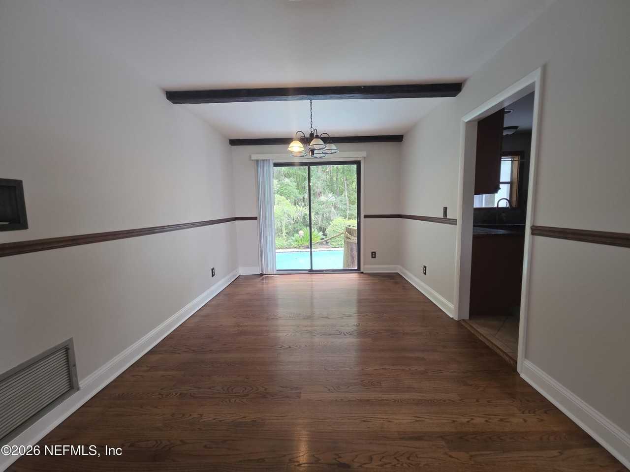 627 Grove Park Blvd - Photo 3 of 15