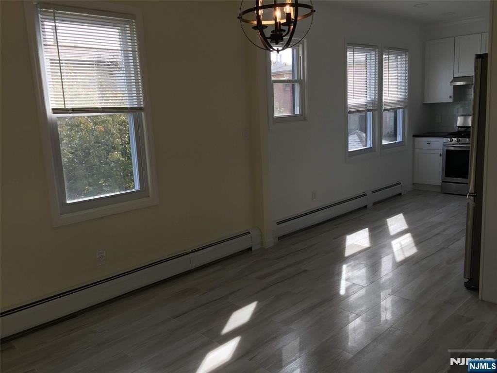 248 2nd St - Photo 6 of 16