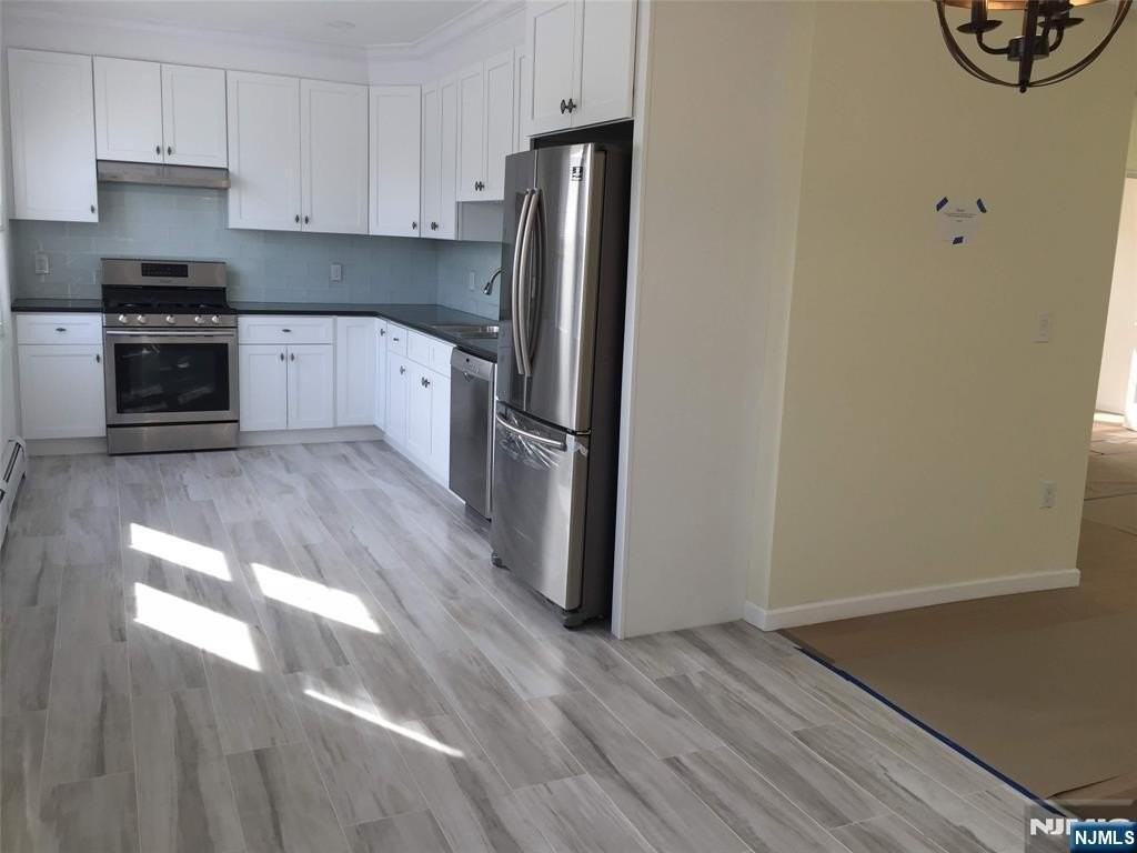 248 2nd St - Photo 7 of 16