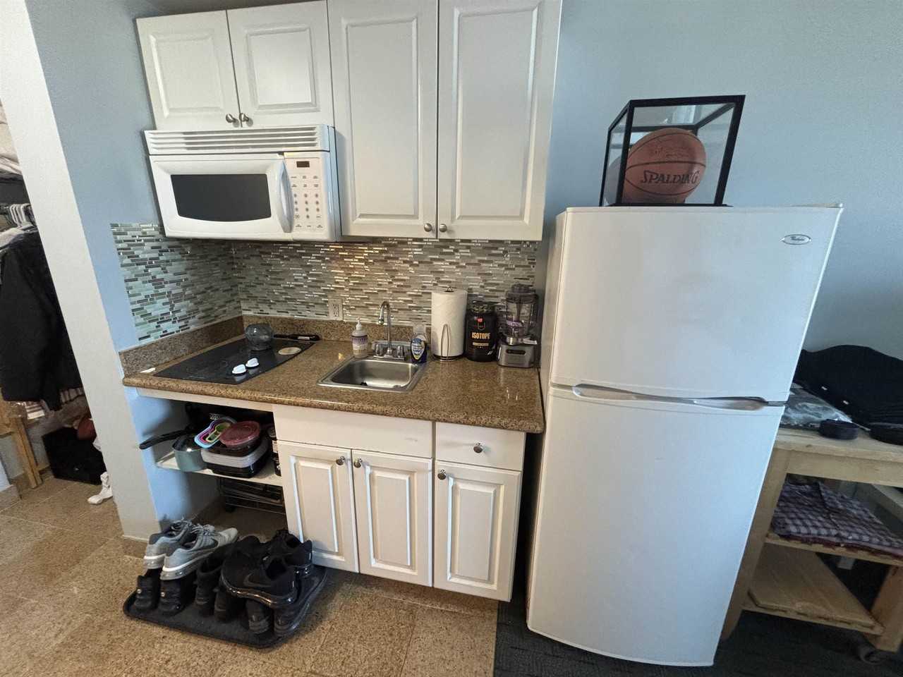 703 Ocean Blvd #301 - Photo 3 of 14