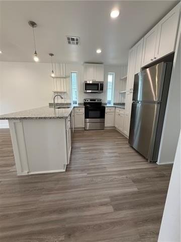 715 N Woodlawn Ave - Photo 3 of 10