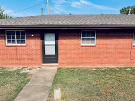featured image of 205 W Birch Pl #4