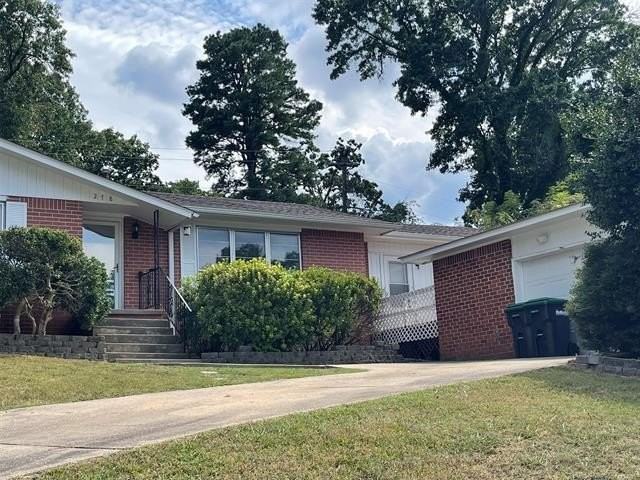 278 Hickory Dr - Photo 3 of 31