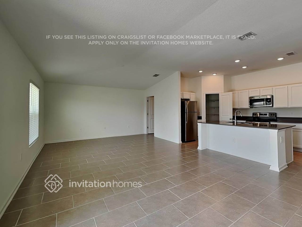 3085 Blue Bonnet Ln - Photo 5 of 19