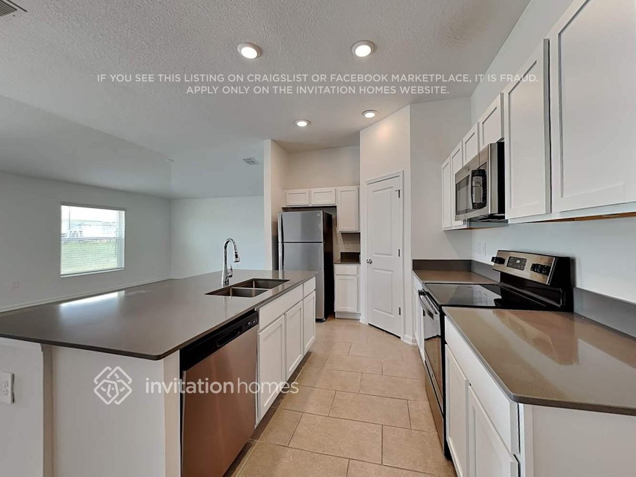 3085 Blue Bonnet Ln - Photo 6 of 19