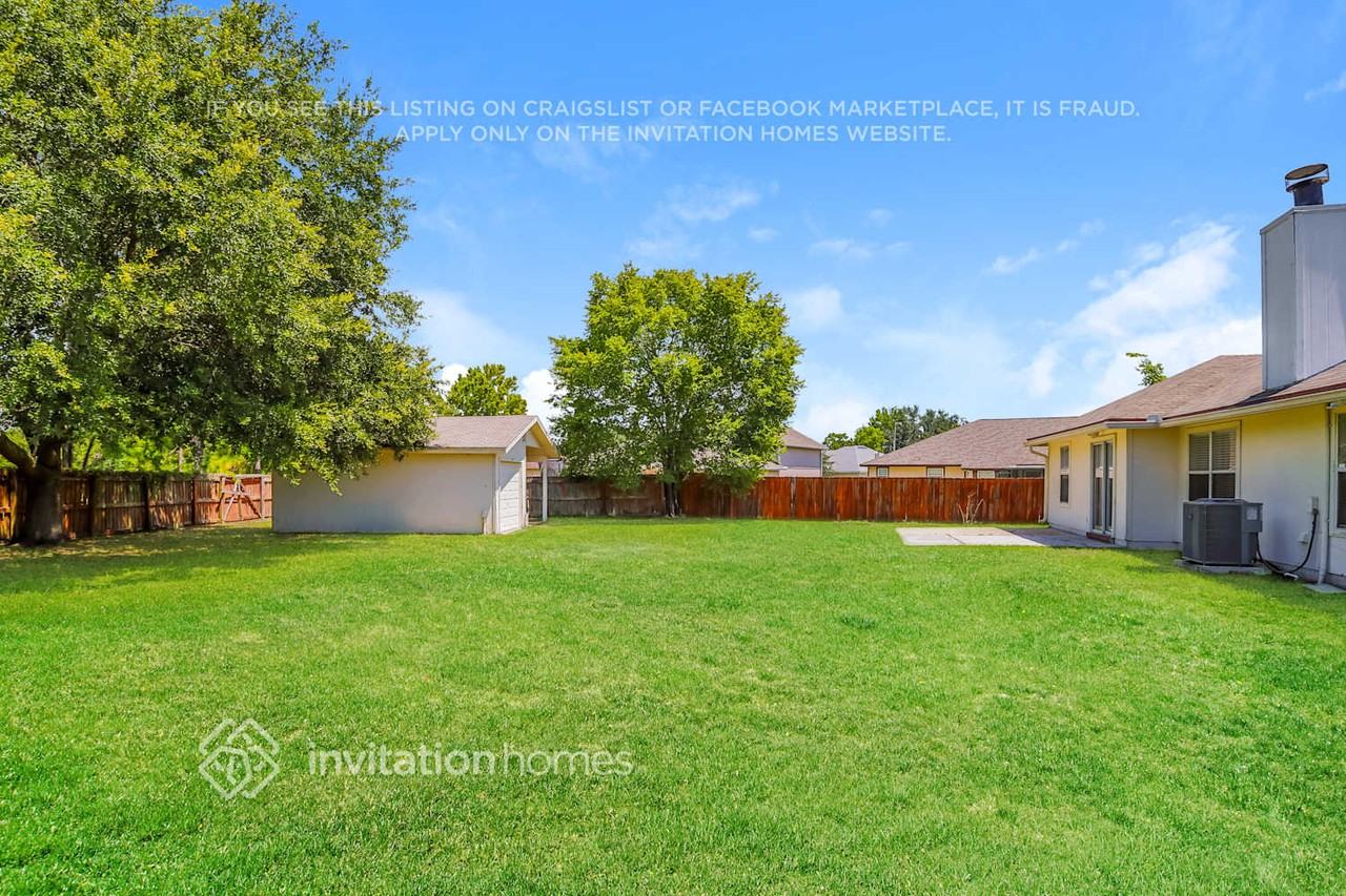 2504 Serene Ct - Photo 6 of 7