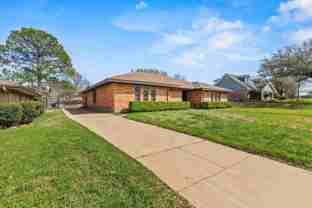 1905 Alamo Dr - Photo 1 of 1