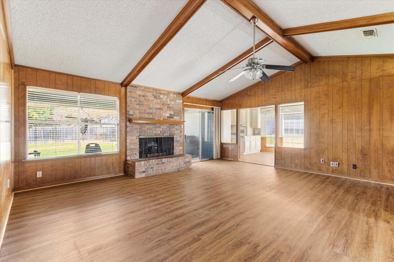 1905 Alamo Dr - Photo 4 of 27