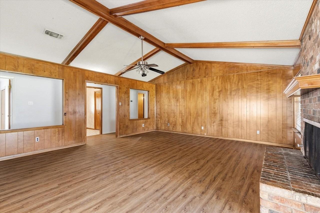 1905 Alamo Dr - Photo 6 of 27