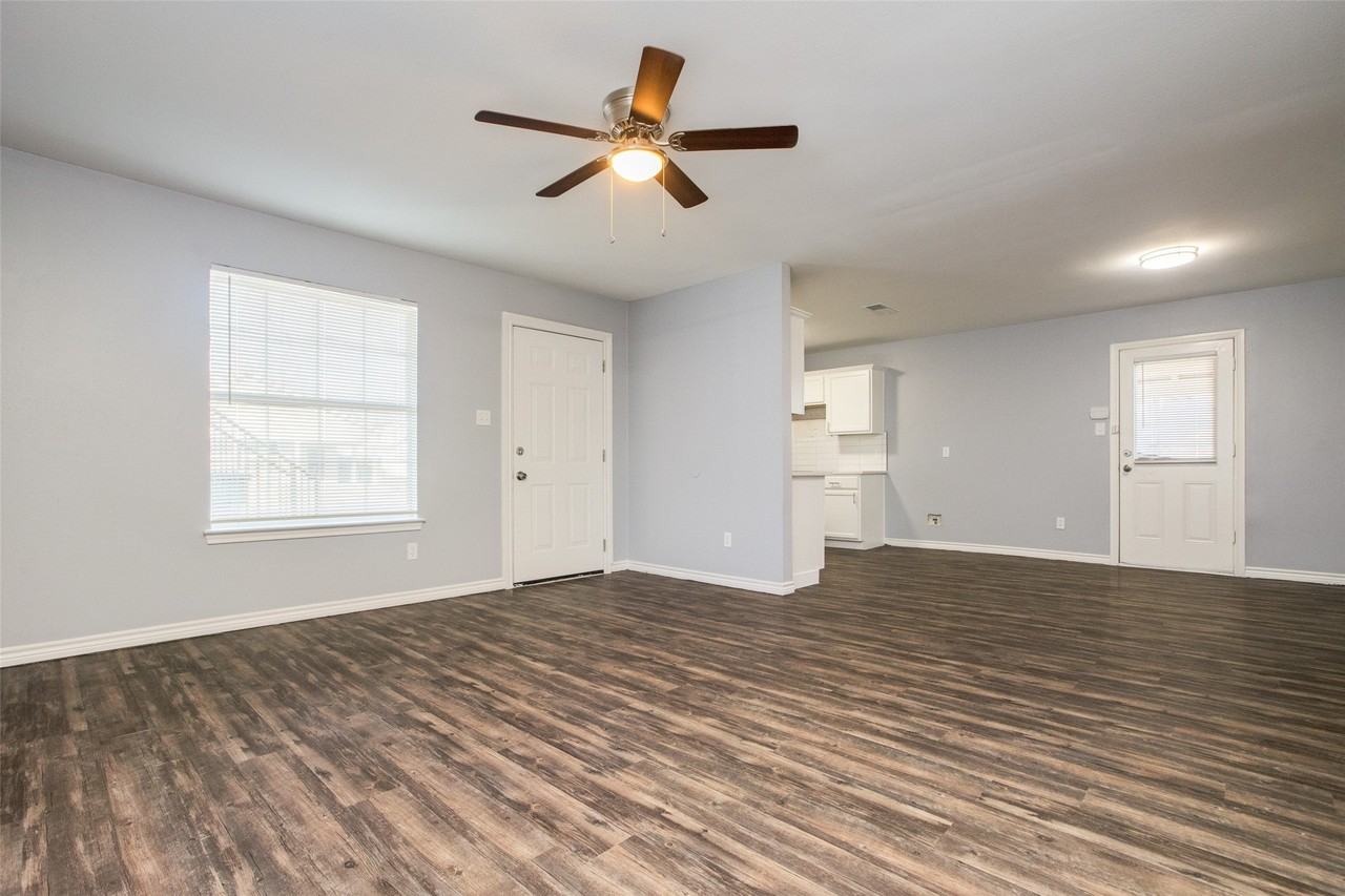 1008 Canal St #A - Photo 6 of 23