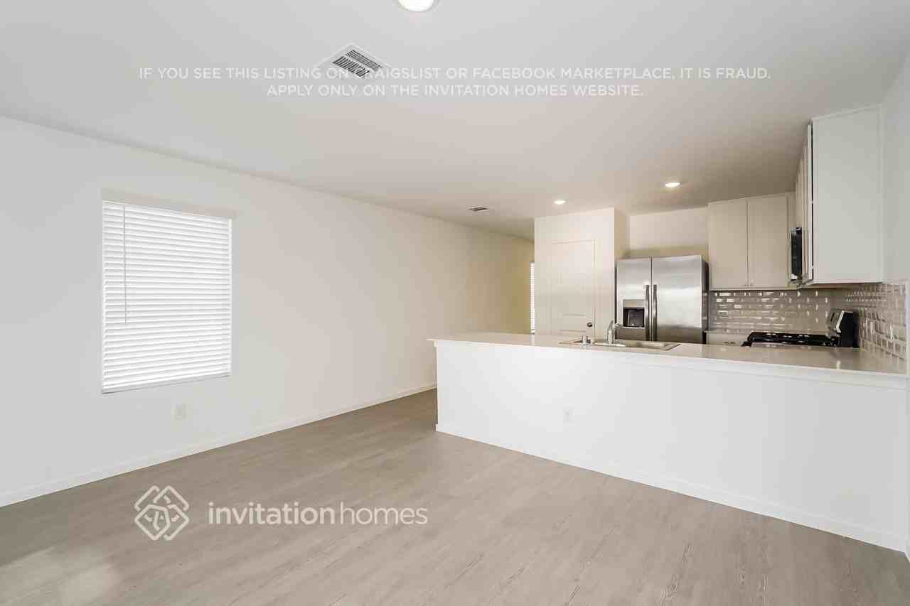 9612 Verite St - Photo 6 of 17