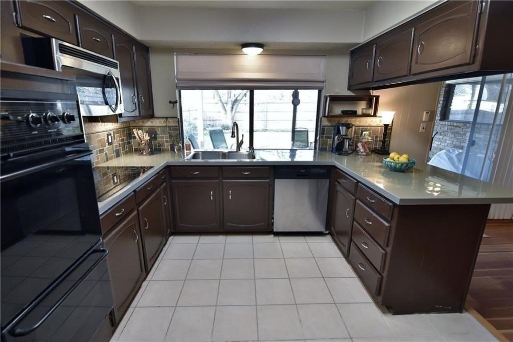 1309 San Marcos Dr - Photo 6 of 17
