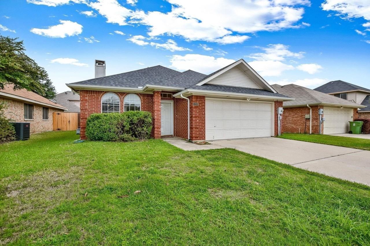 1209 Buehler Ct