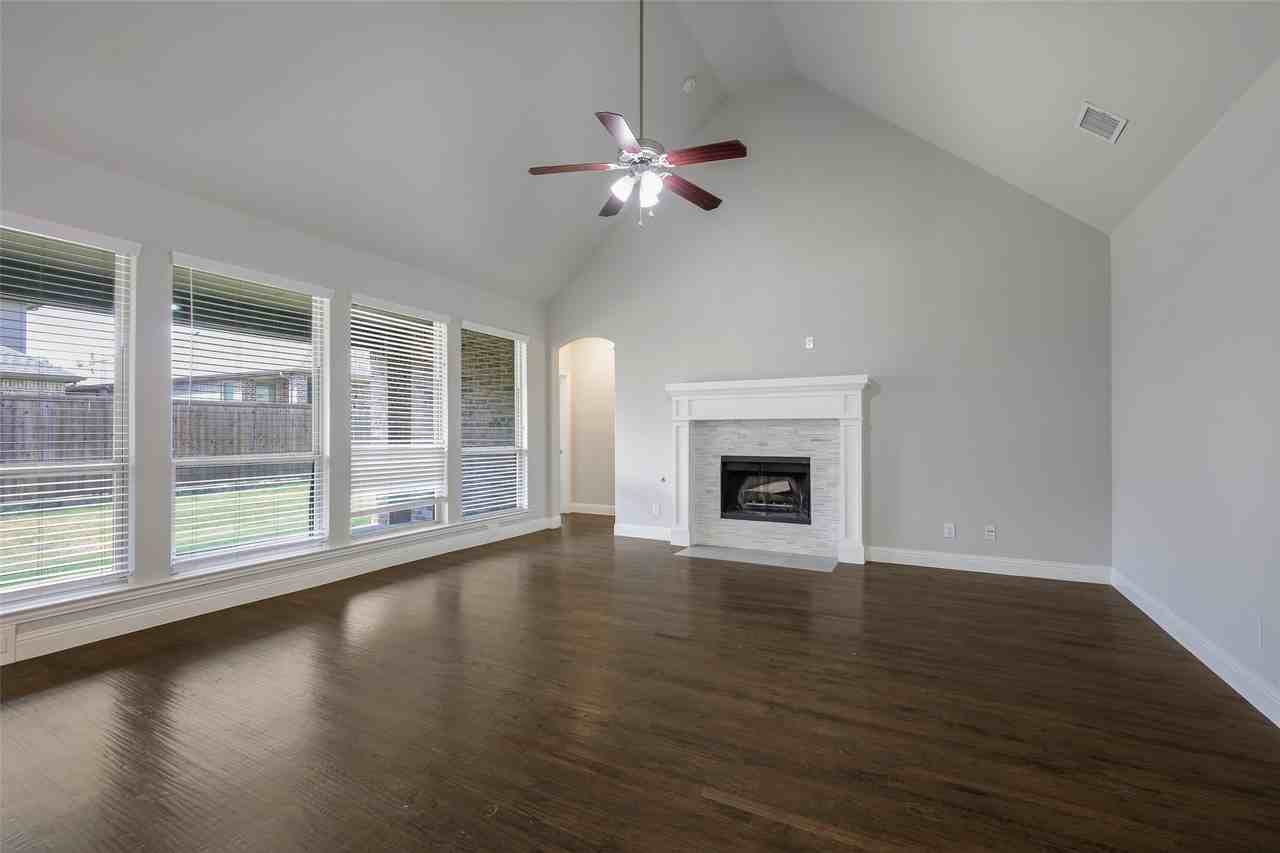 9724 Excursion Dr - Photo 7 of 25