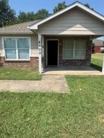 featured image of 4102 Clark St