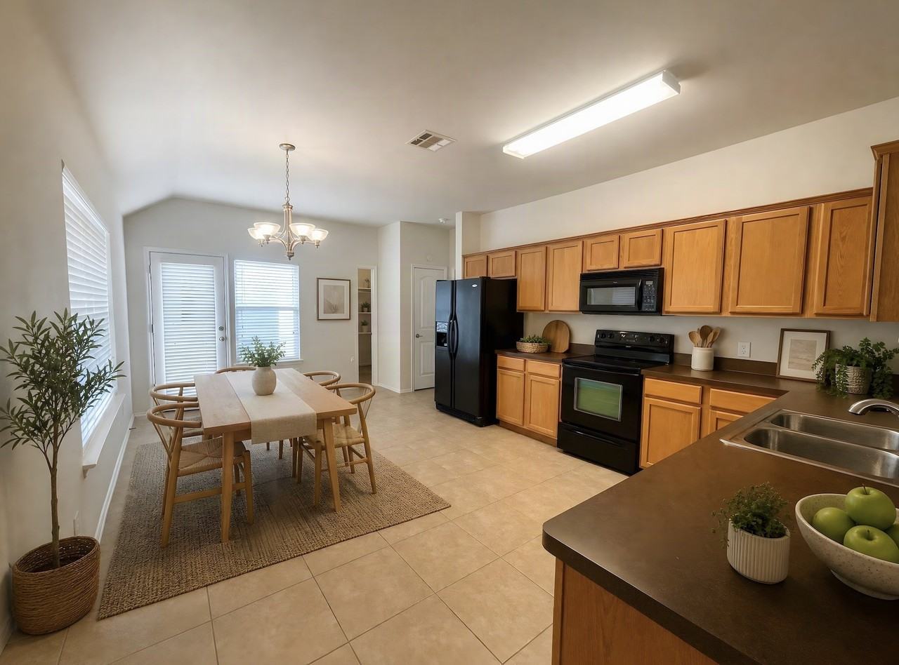 7513 Red Feather Trl - Photo 5 of 19