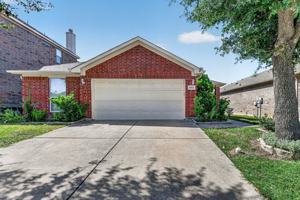 featured image of 803 E Alexander Ln