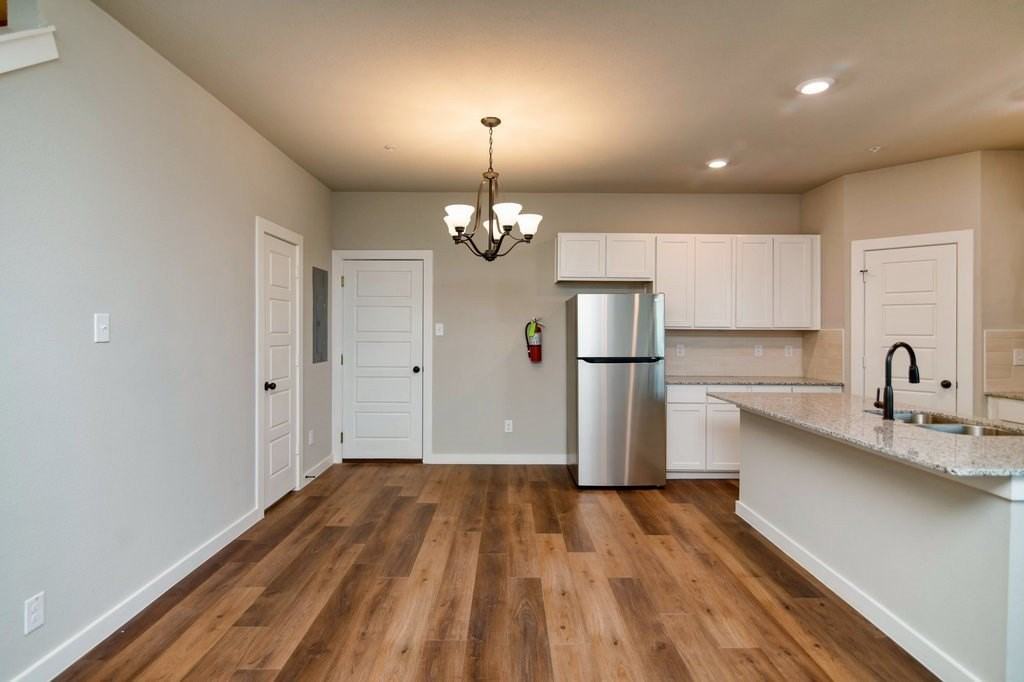 745 Harvest Moon Dr - Photo 6 of 18