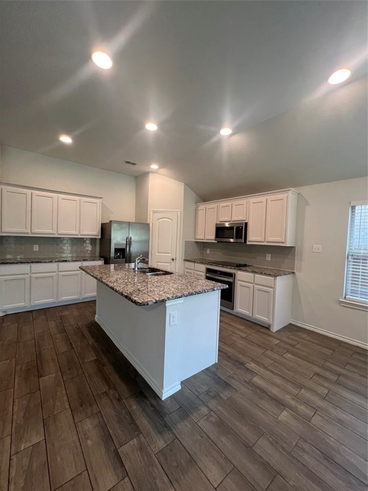 3736 Maroon Creek Rd - Photo 6 of 27