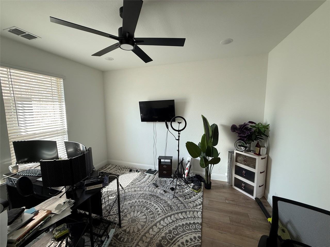 3113 Blazing Star Rd - Photo 5 of 31