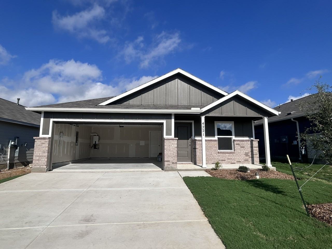 4221 Jutland Dr - Photo 2 of 20