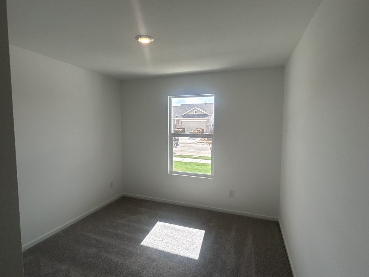 4221 Jutland Dr - Photo 7 of 20