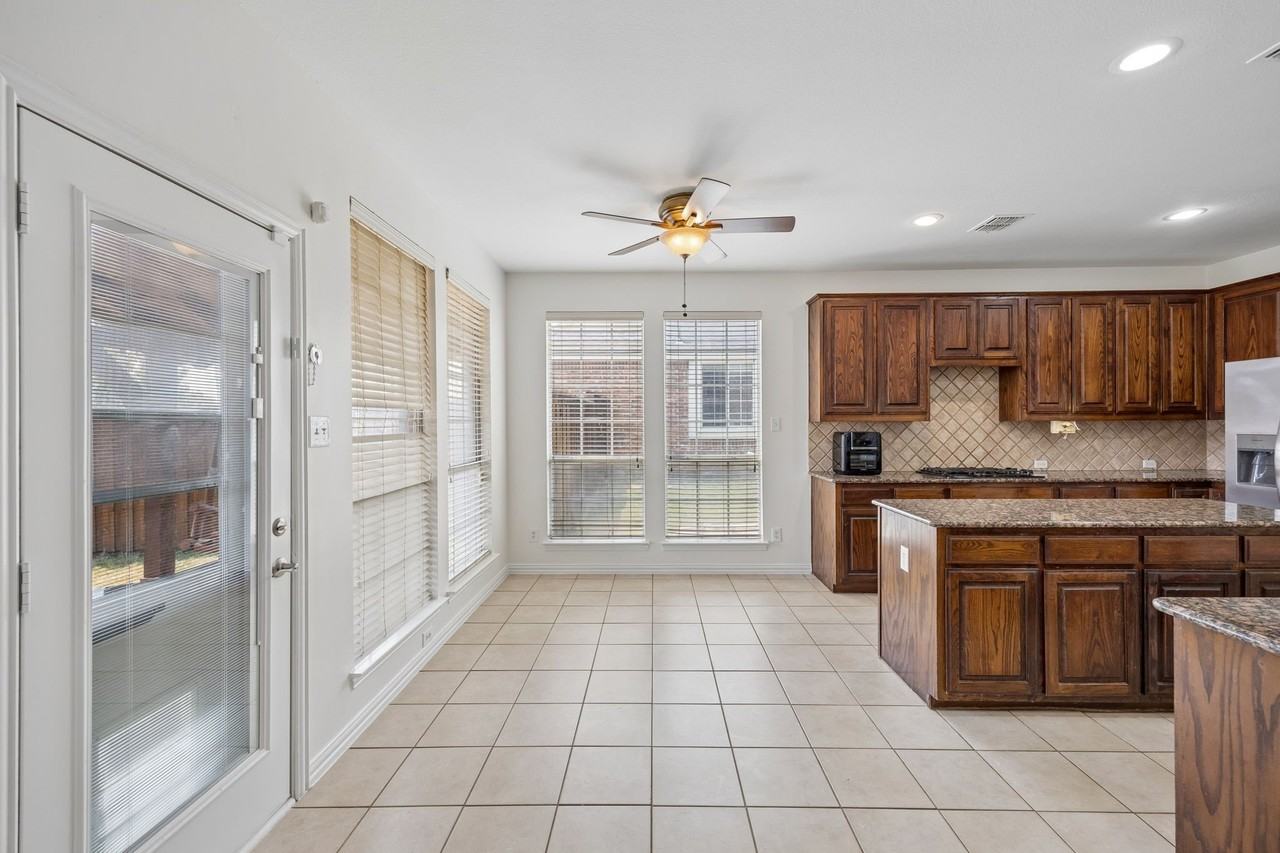 1608 Wagon Wheel Dr - Photo 7 of 40