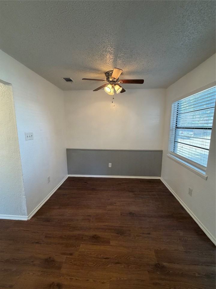 3078 W Sycamore Cir - Photo 7 of 20