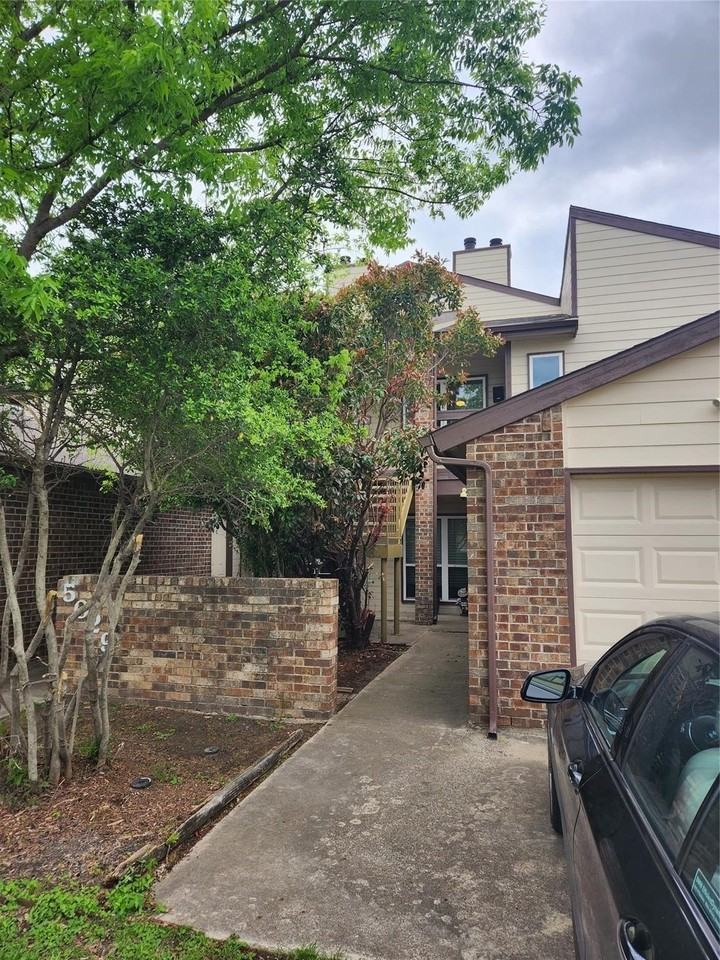 5029 Winder Ct #D - Photo 2 of 15