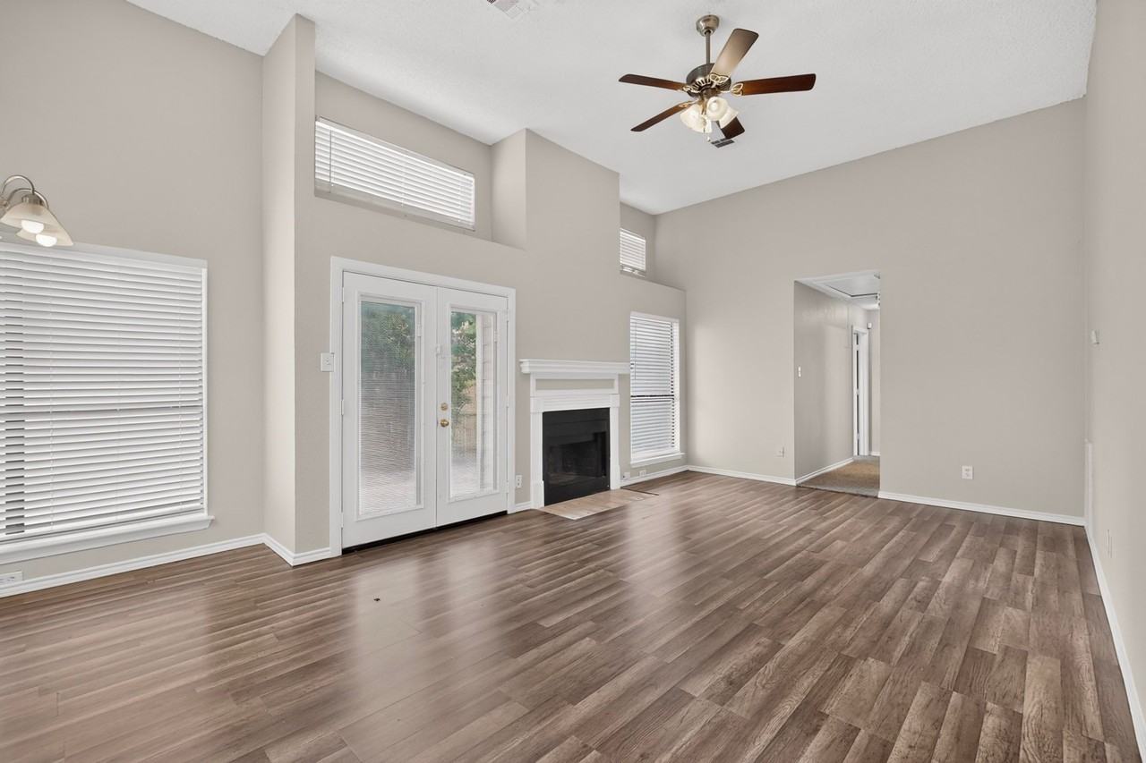 2521 Winter Oak St - Photo 7 of 40