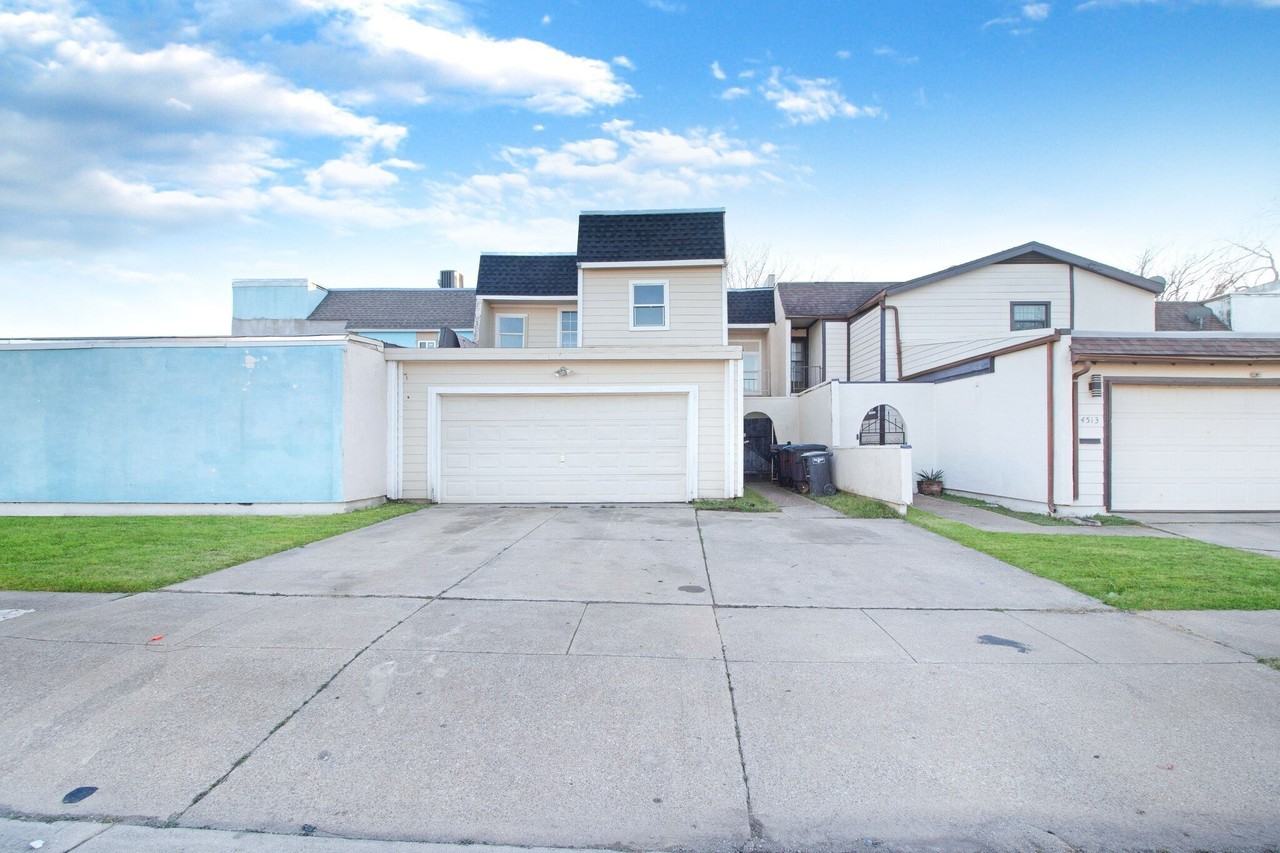 4511 Alamosa St - Photo 2 of 23