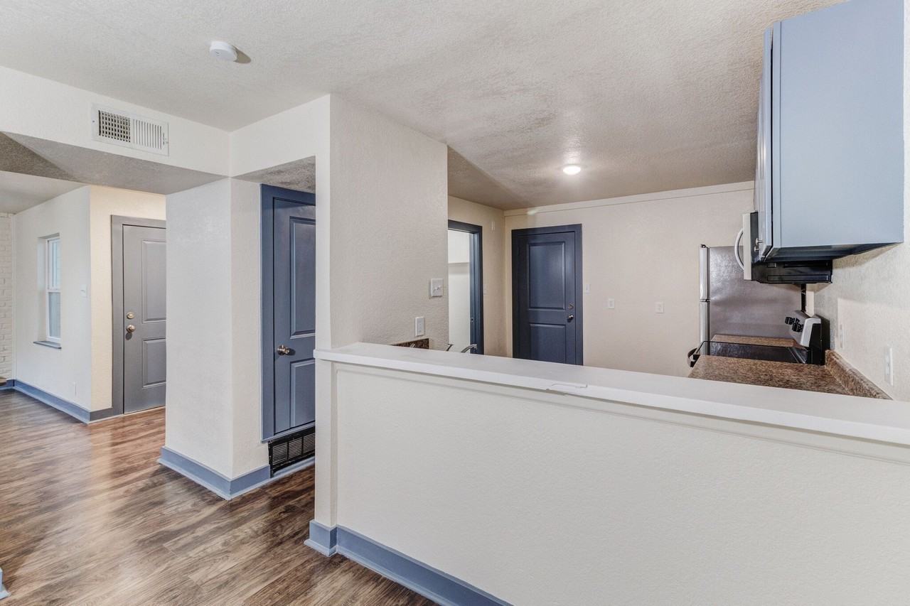 4511 Alamosa St - Photo 5 of 23