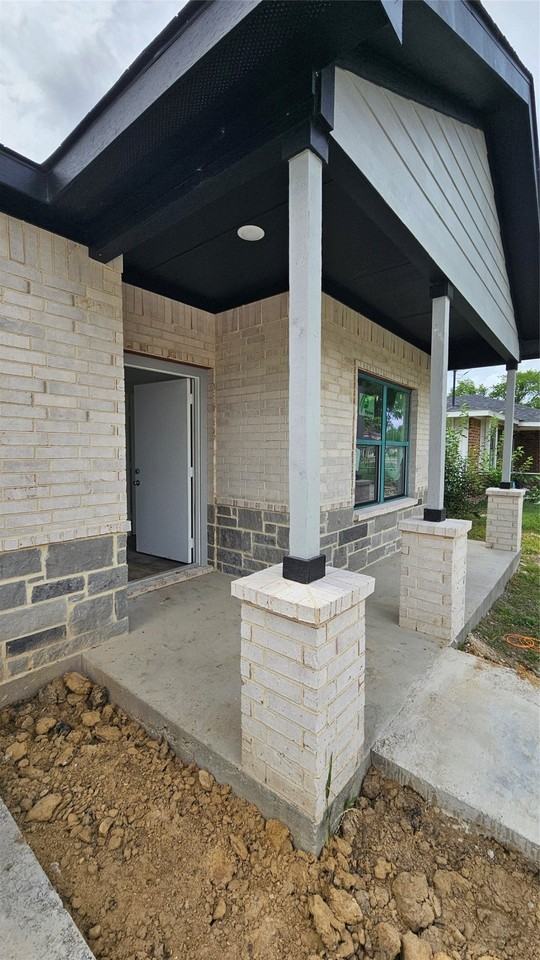 804 S Catherine St - Photo 2 of 14