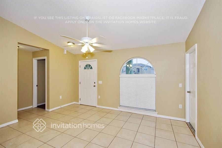 711 Hawk Ln - Photo 2 of 17
