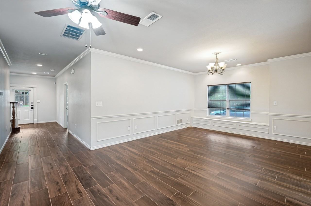 1156 Bent Oaks Dr - Photo 7 of 25