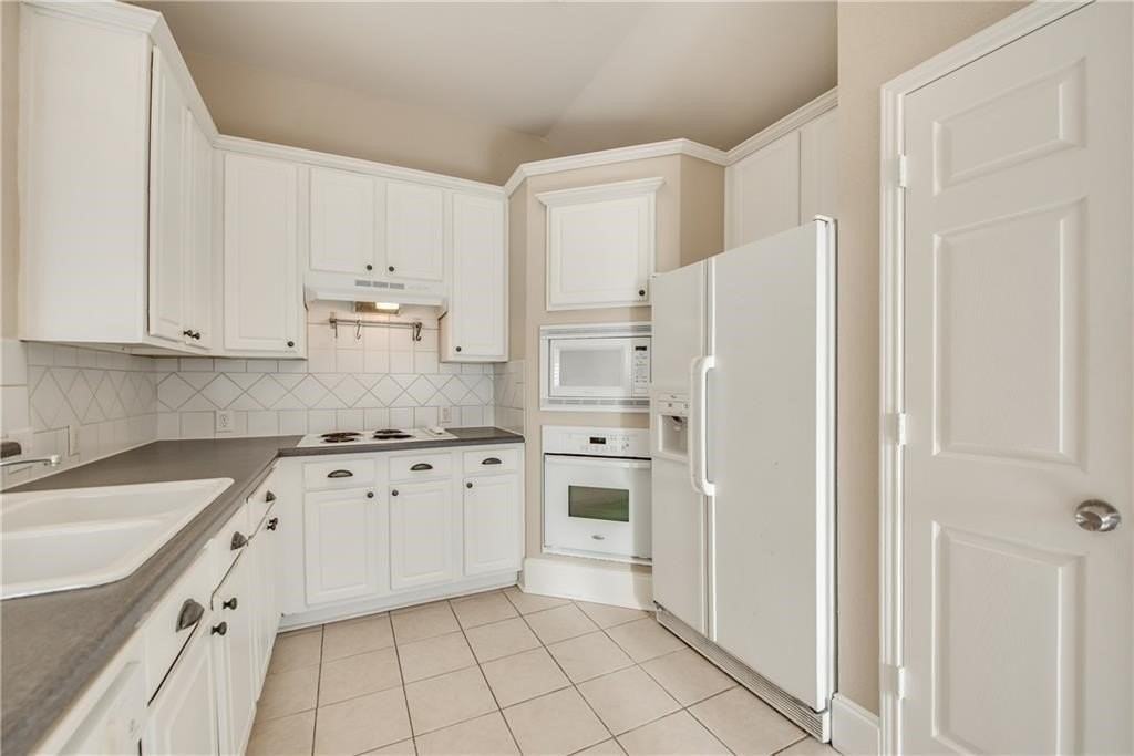 2801 Rush Creek Rd - Photo 7 of 23