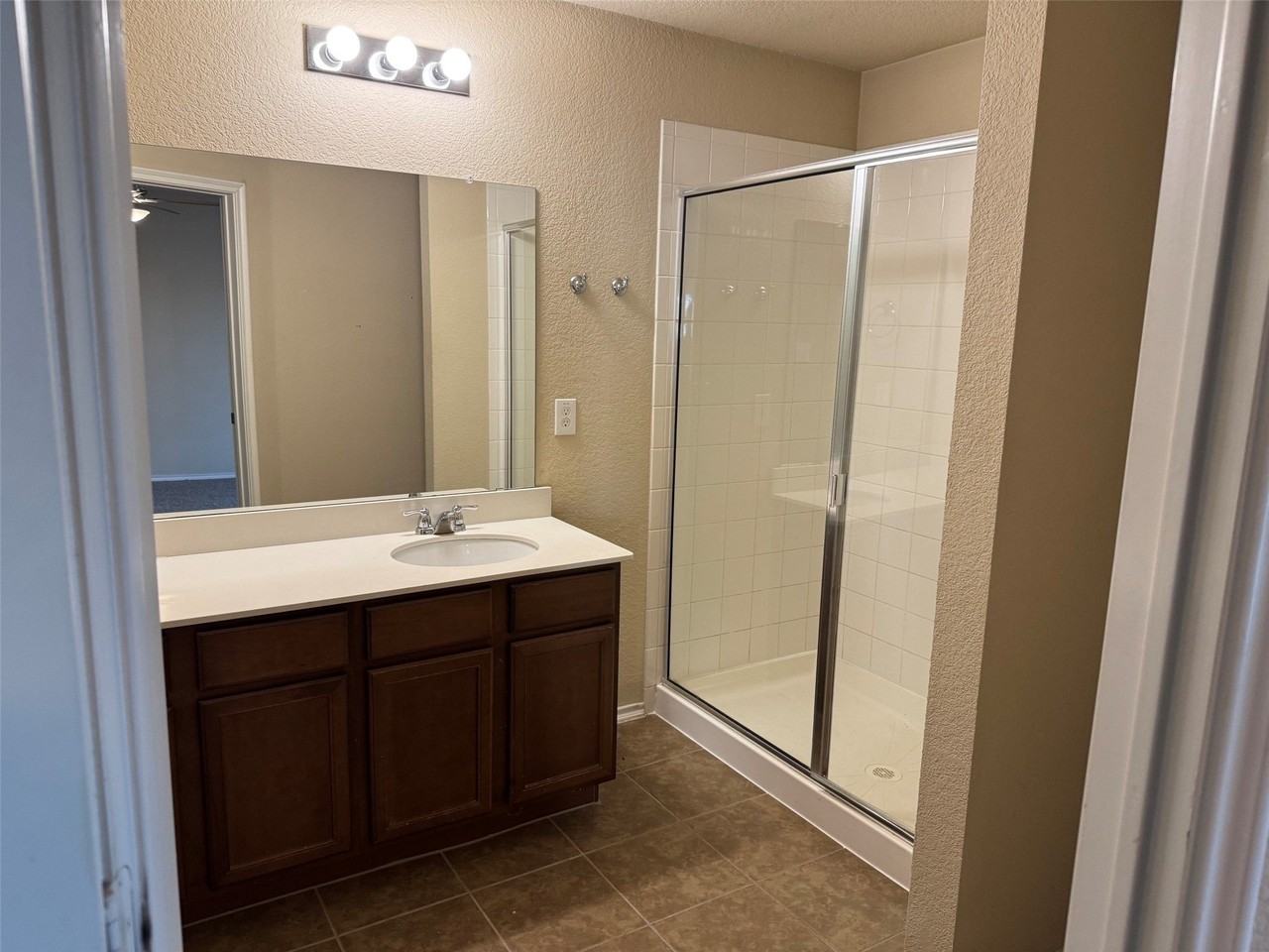 1123 Rainer Dr - Photo 6 of 6