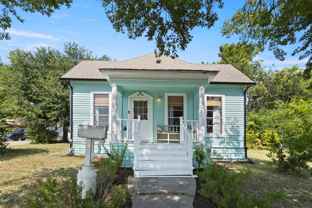 408 S College St - Photo 1 of 1