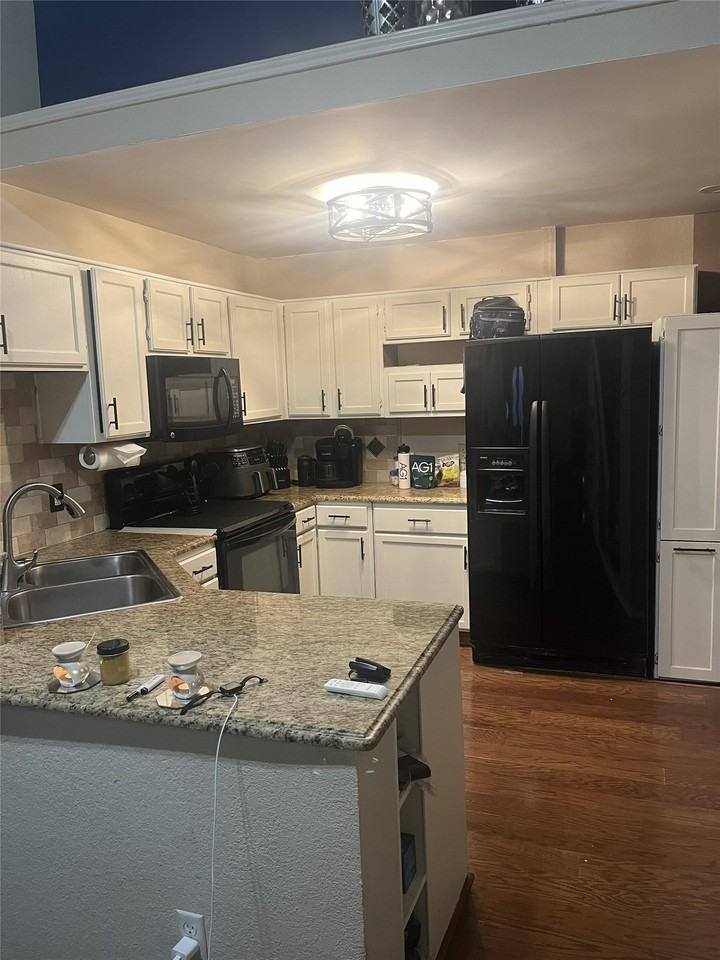 2084 Sundance Ct - Photo 2 of 14