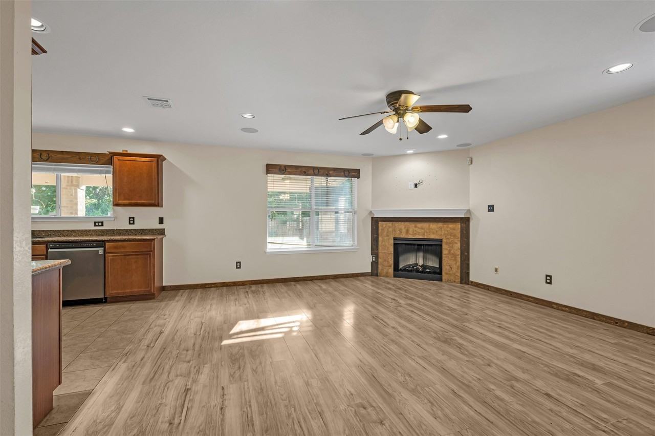 9017 Graywolf Ridge Trl - Photo 7 of 27