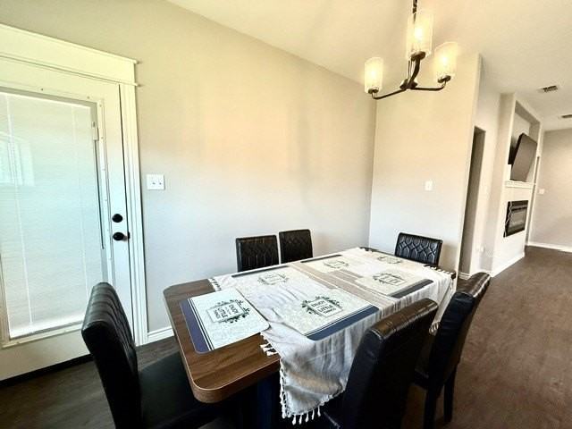 7804 Freedom Crest Ave - Photo 6 of 28