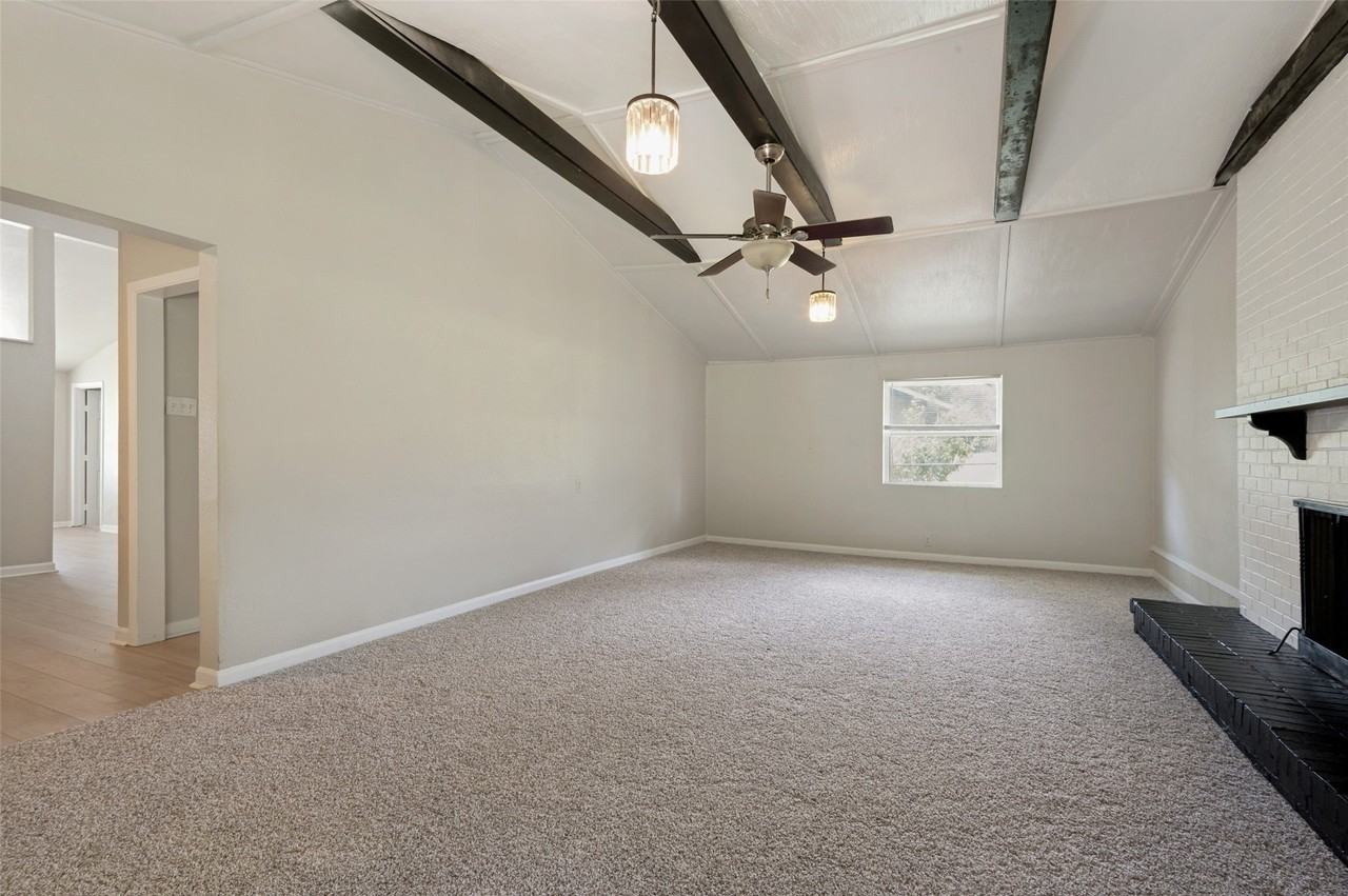 3221 Ridgeview Cir - Photo 4 of 12