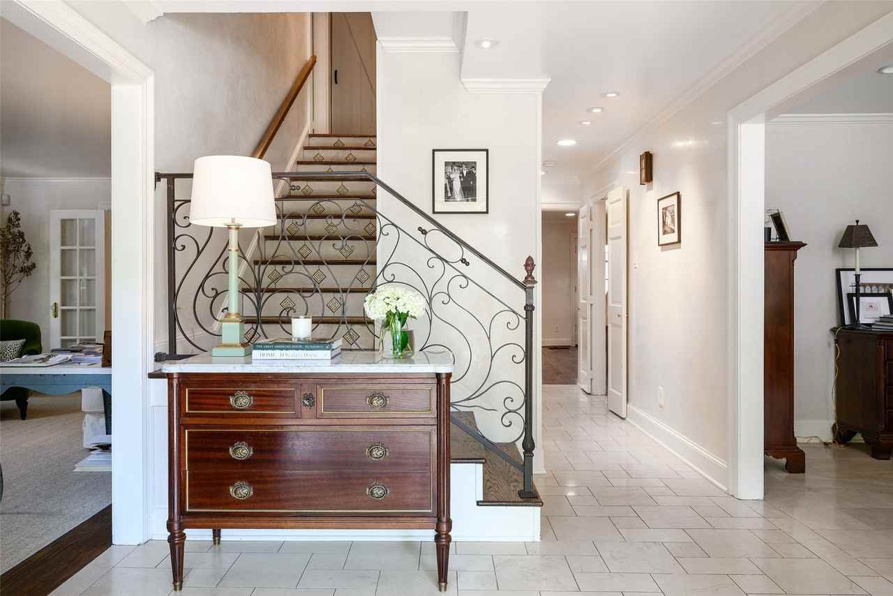 3408 Dartmouth Ave - Photo 3 of 27