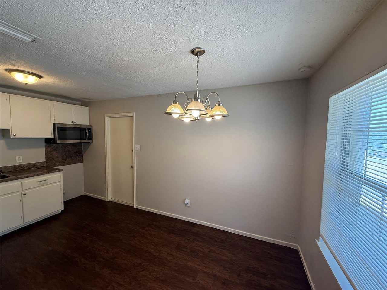4250 Wiley College Dr - Photo 6 of 18