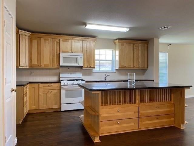 12261 Peak Cir - Photo 5 of 12