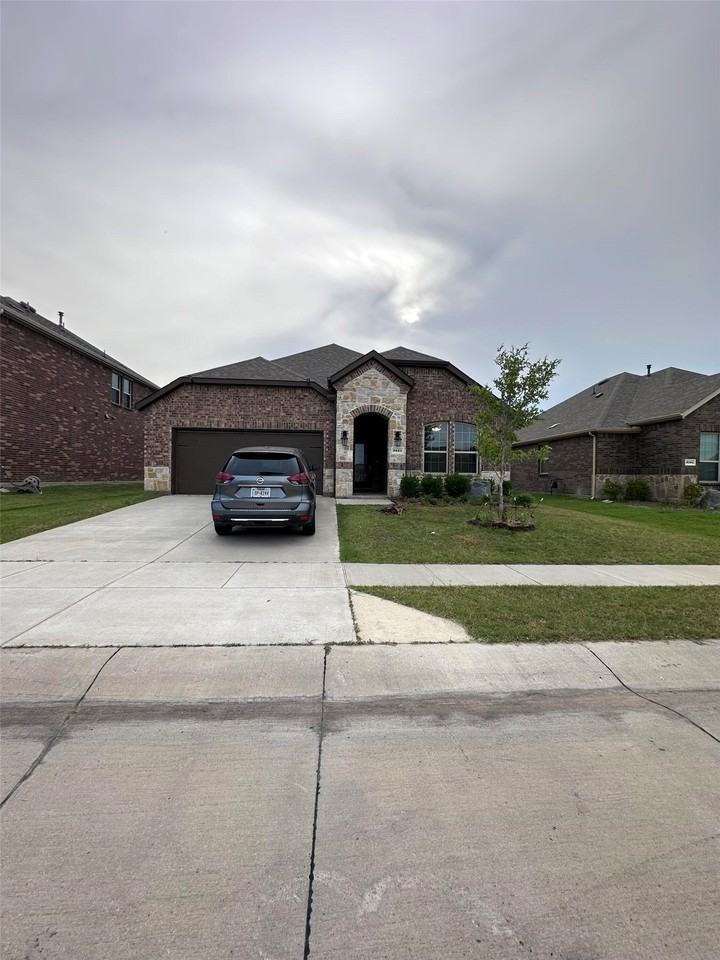3621 Arabella Way - Photo 3 of 28