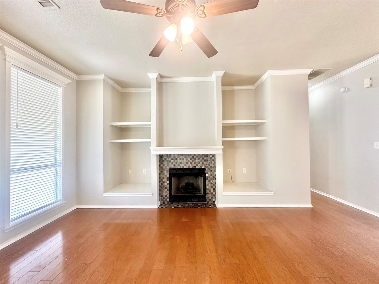 1806 Sand Stone Dr - Photo 4 of 20