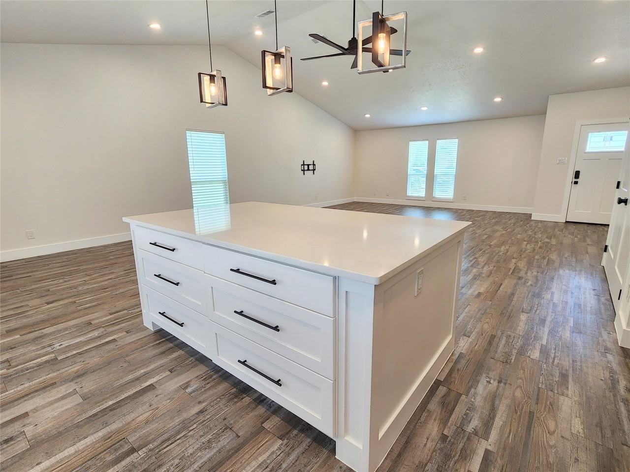 5004 N Colony Blvd - Photo 7 of 30