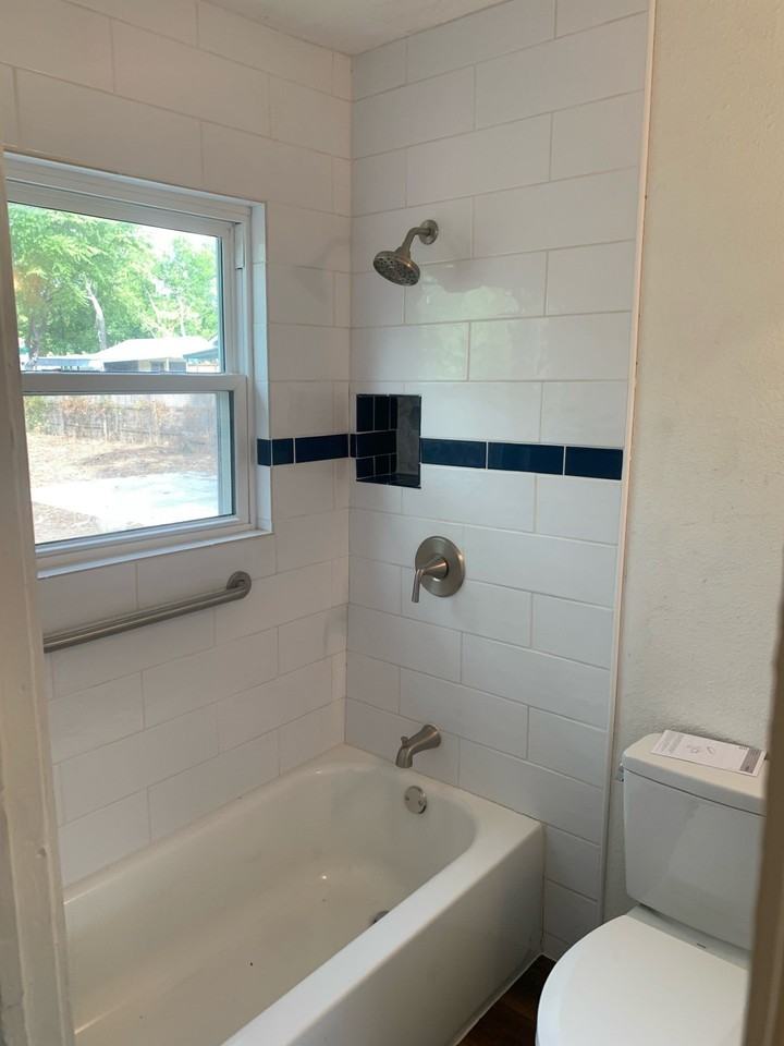517 Hawthorne St - Photo 4 of 11