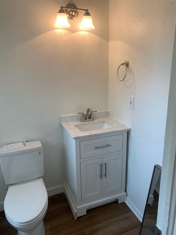 517 Hawthorne St - Photo 5 of 11